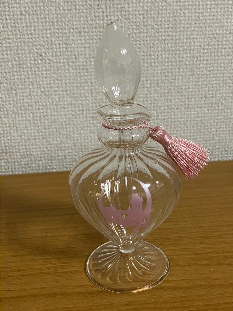 セーラームーン【ガラスの香水瓶風きらきら醤油さし】未使用品