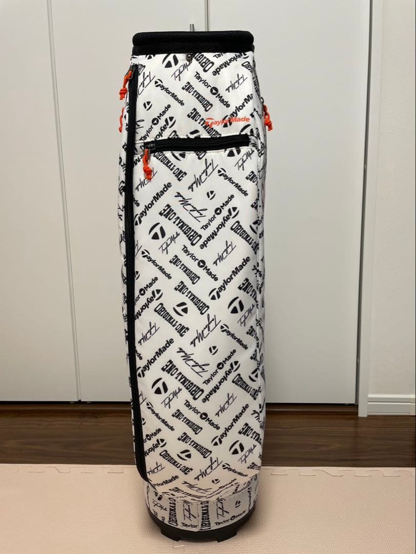 テーラーメイド　キャディバッグ
