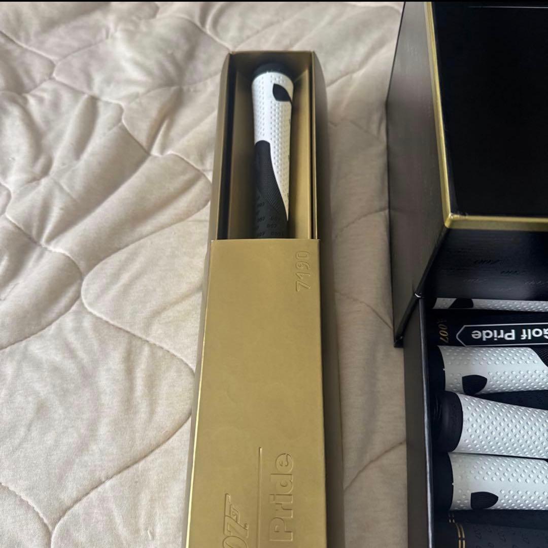 ゴルフプライド　007 ゴールドフィンガー　60周年記念　グリップ 11本 限定