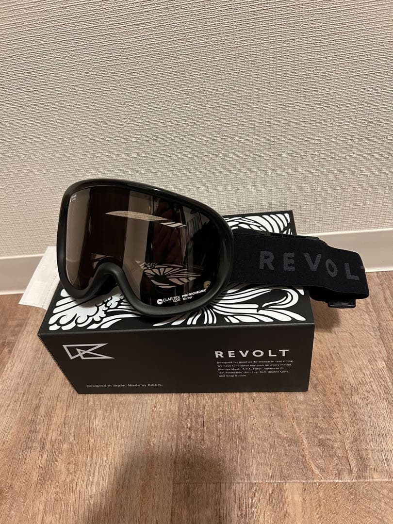 【美品】REVOLT SUPER LIGHT FLAME