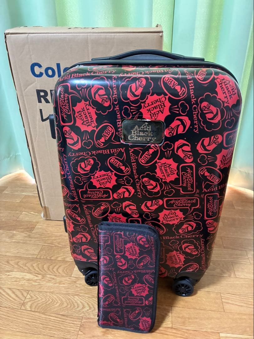 アシッドブラックチェリー　トラベルセット
