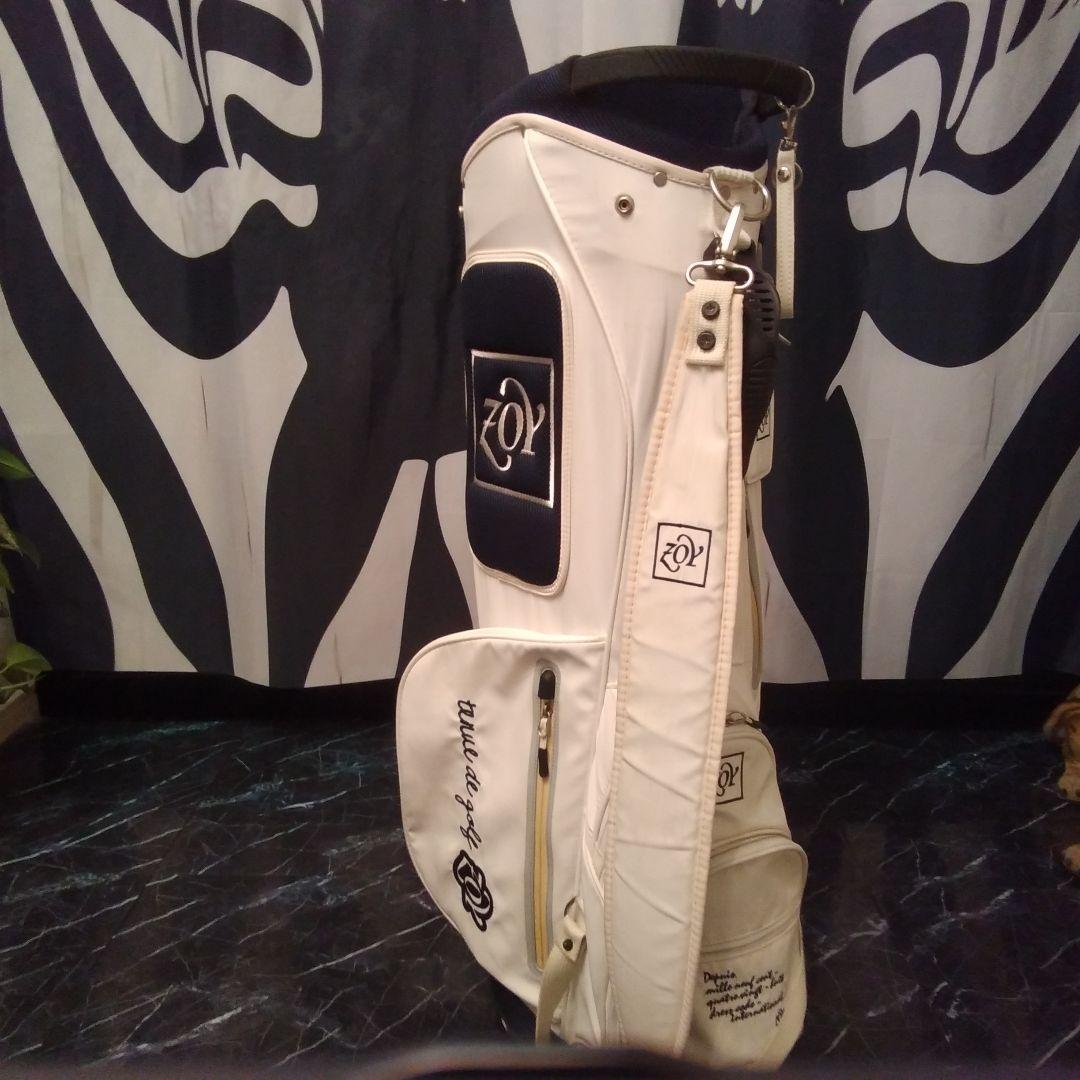 ブランドゾーイのスタンドキャディーバック