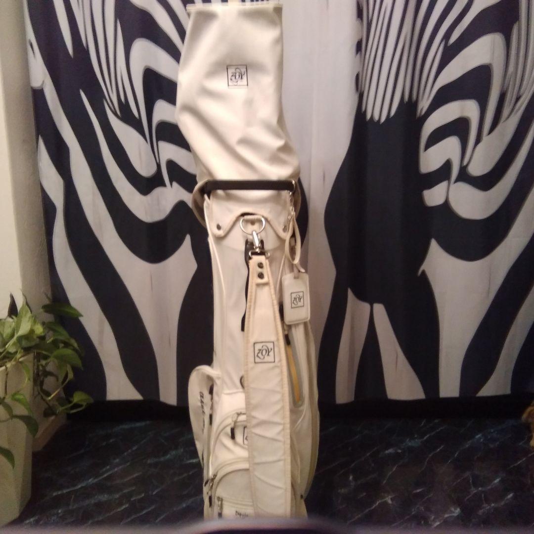 ブランドゾーイのスタンドキャディーバック