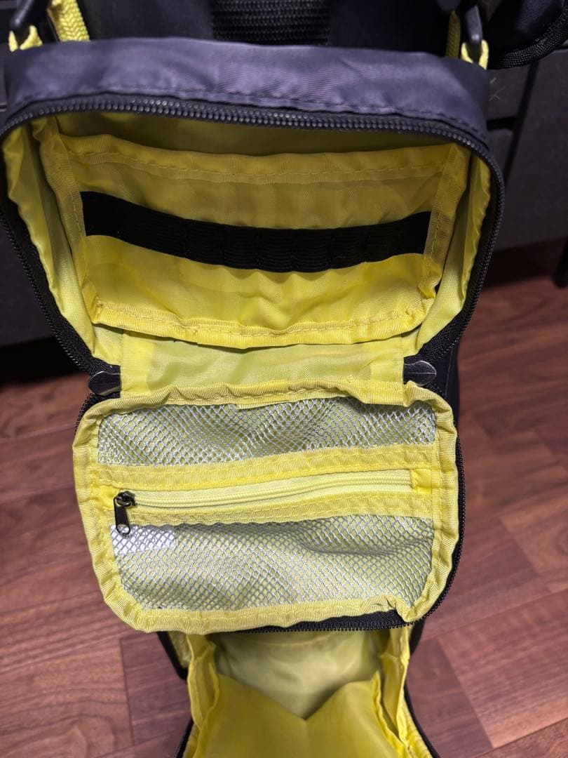 TaylorMade ゴルフキャディバッグ 黒/黄色　7型スリム