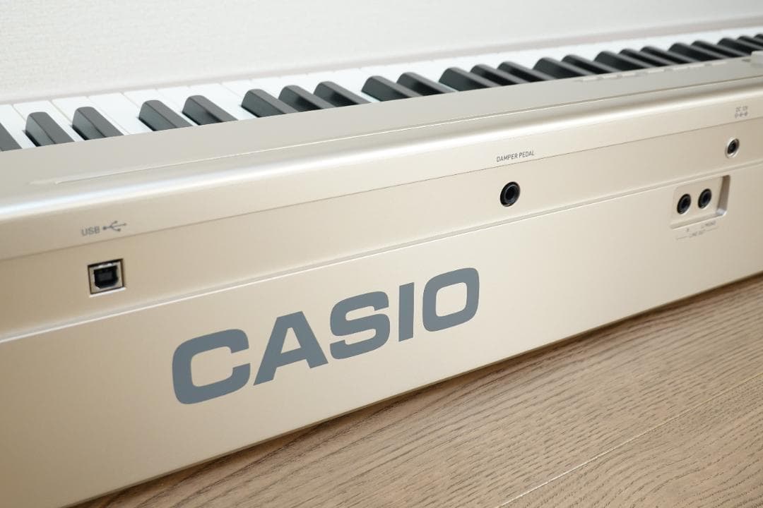 美品使用10回程度のみほぼ未使用 CASIO 電子ピアノ PX-160 ゴールド