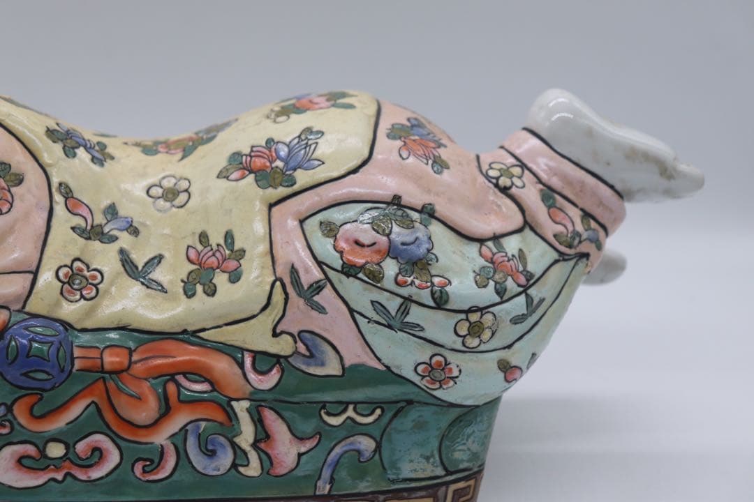 中国　粉彩赤ちゃん型枕　大清同治年製銘　送料込み0426