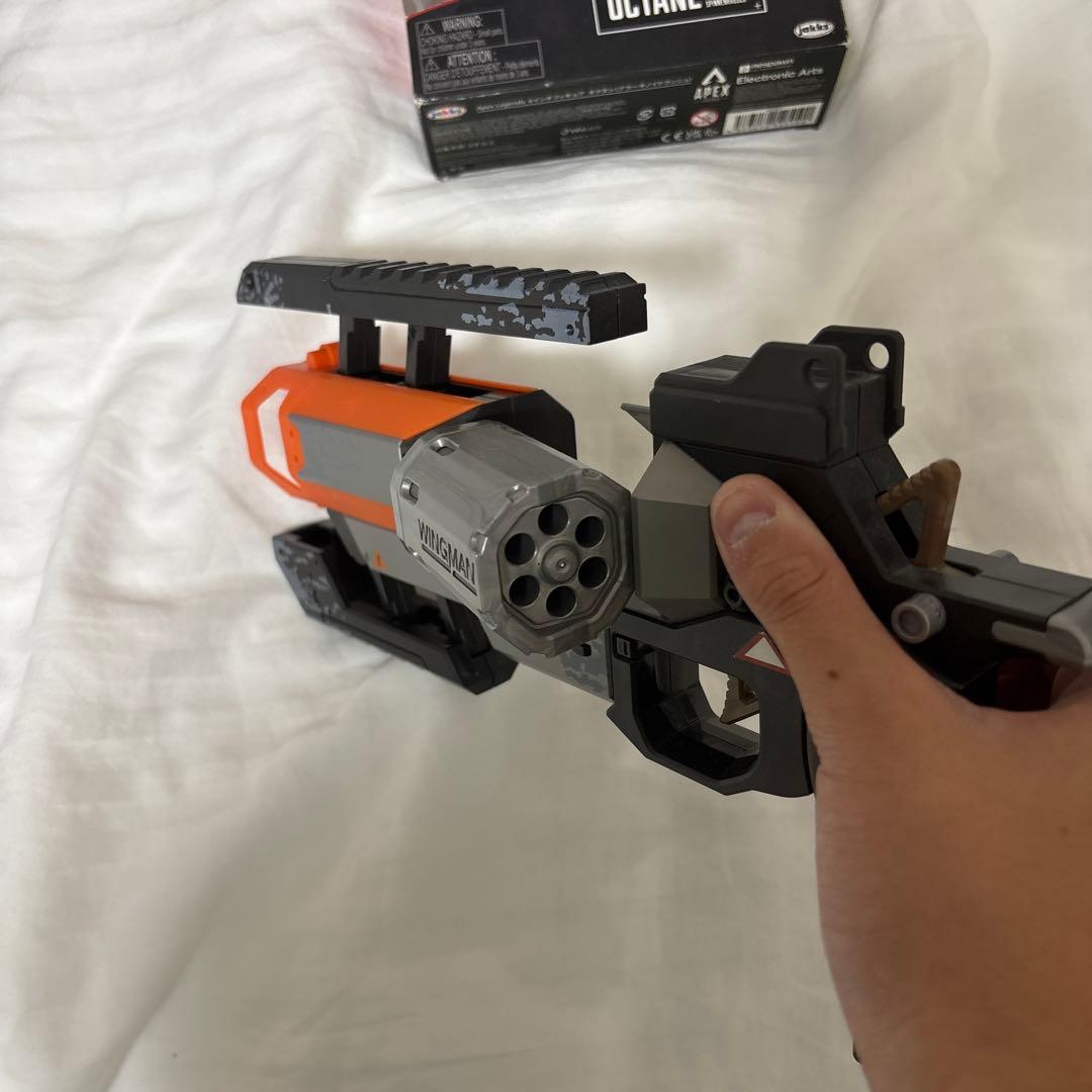 オクタンのフィギュア、ピースキーパー、ウィングマン