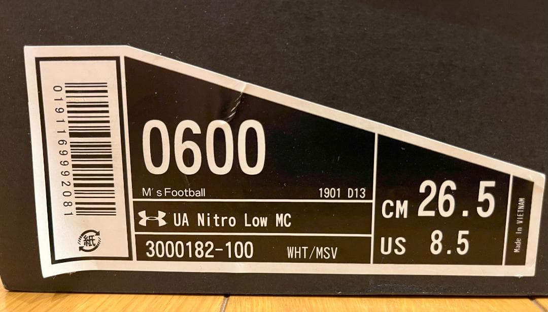 UNDER ARMOUR NITRO LOW MC 26.5　新品未使用