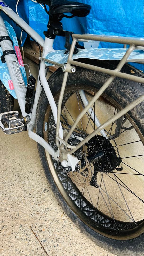 スリックタイヤ　ファットバイク　リジット　ショップ　メンテナンス済み