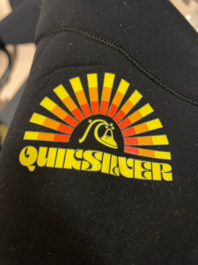 m*i様 クイックシルバー　HYBRID U ZIP ウェットスーツ セミドライ