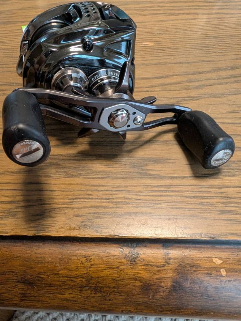 SMILE.TH STEEZ ベイトリール 右巻き