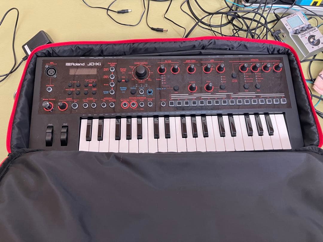 Roland JD-XI ・正規キャリングケース付き中古品