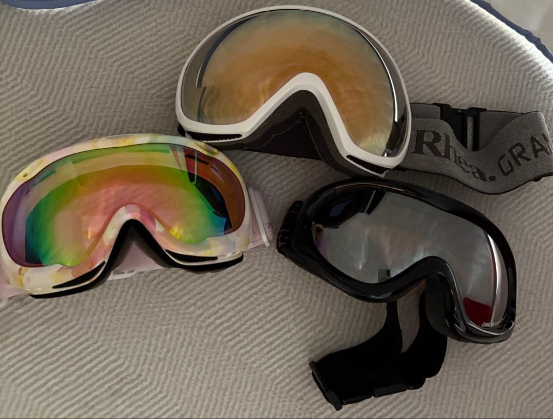 スノーボード　スノボー　ウェアー　ブーツ　ヘルメット　ゴーグル　グローブ　中古