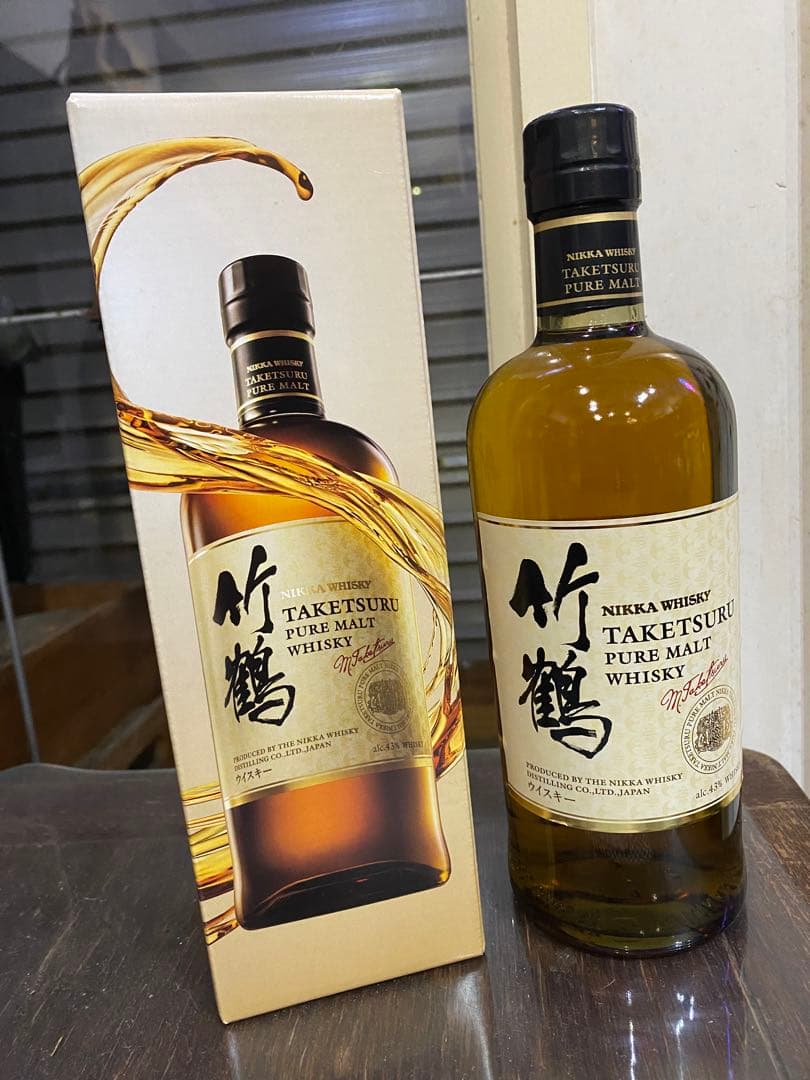 ニッカウヰスキー 竹鶴 ピュアモルトウイスキー 700ml 40%カートン付き