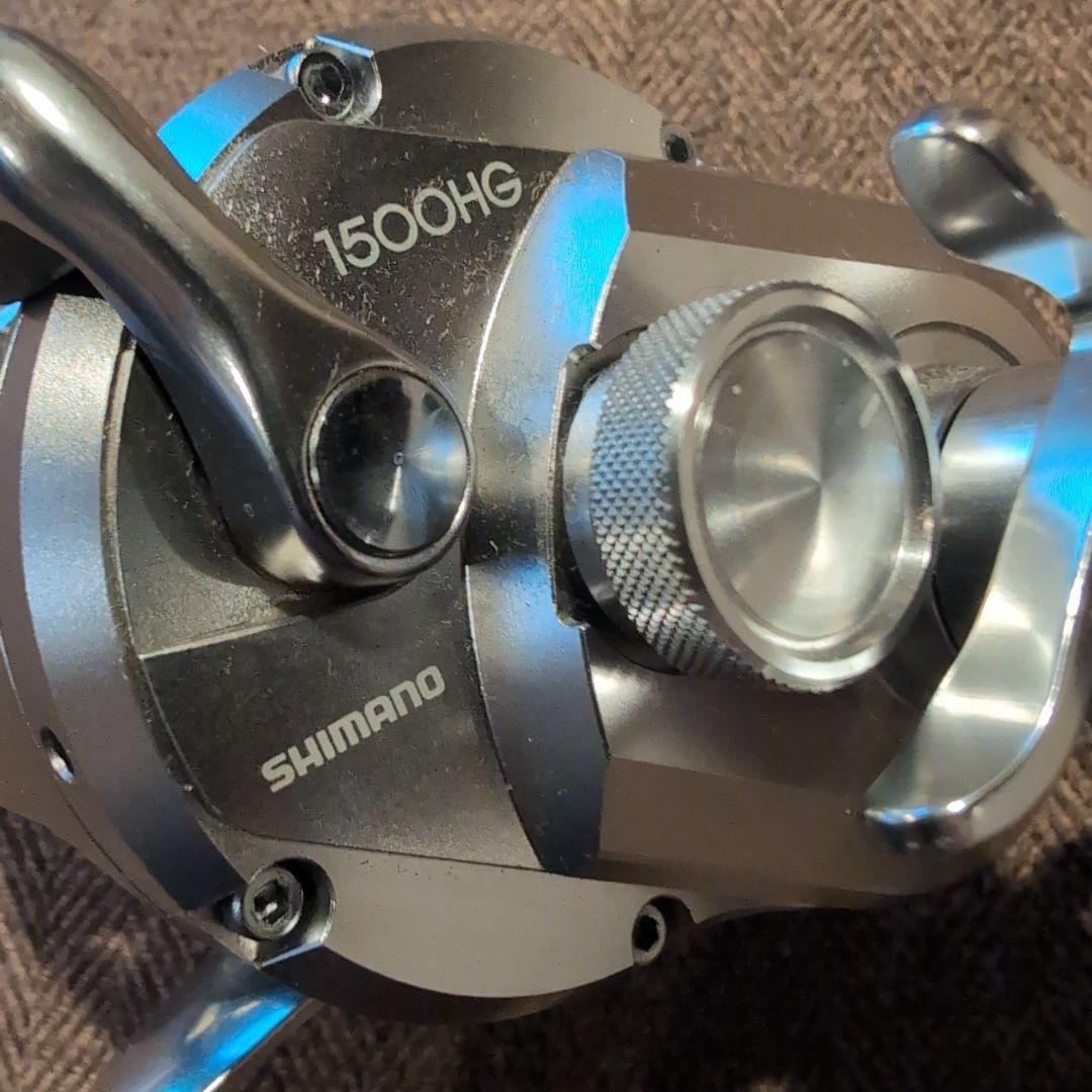 ベイトリール 金属製 青色ライン