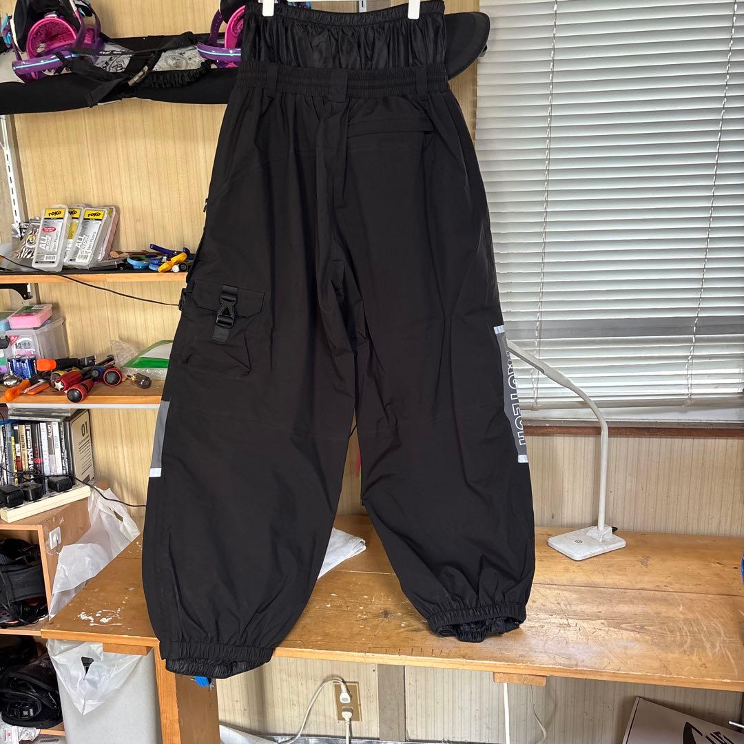 TAOTECH スノーボードパンツ 黒/グレー