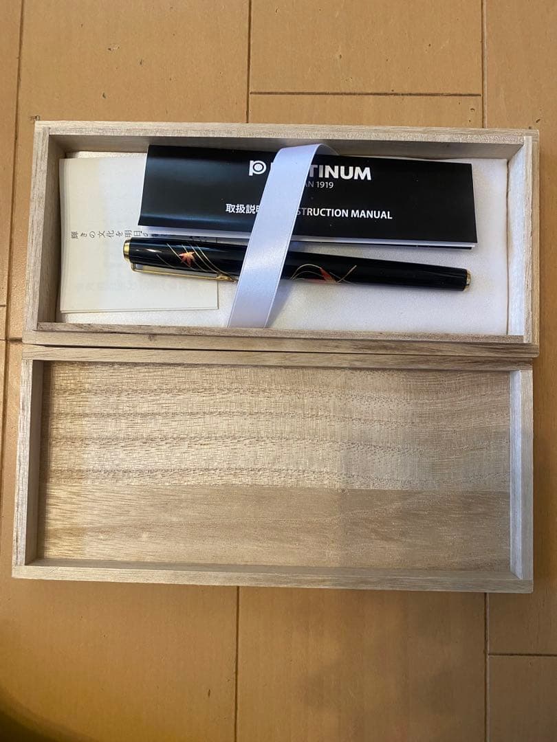 プラチナ新品未使用万年筆美巧金箔一霧箱入りPTL-20000L