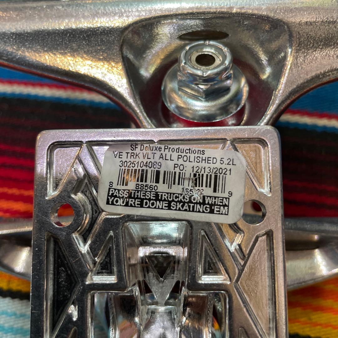 ベンチャースケートボードV-LIGHTS スケートボード トラック　5.2low