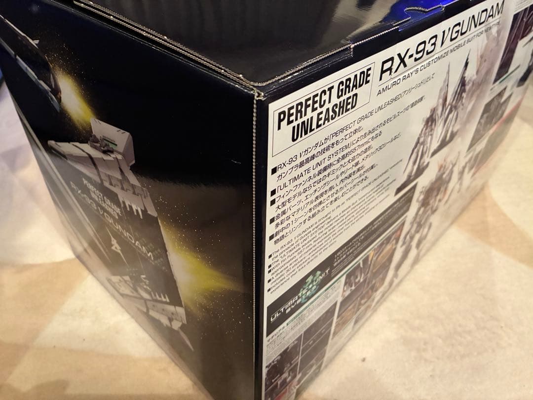 PG UNLEASHED 1/60 RX-93 νガンダム LEDユニット付き