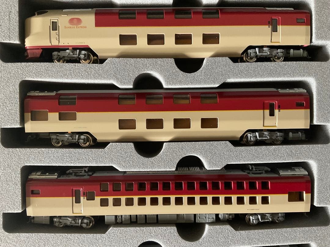 KATO 285系「サンライズエクスプレス」パンタグラフ増設編成