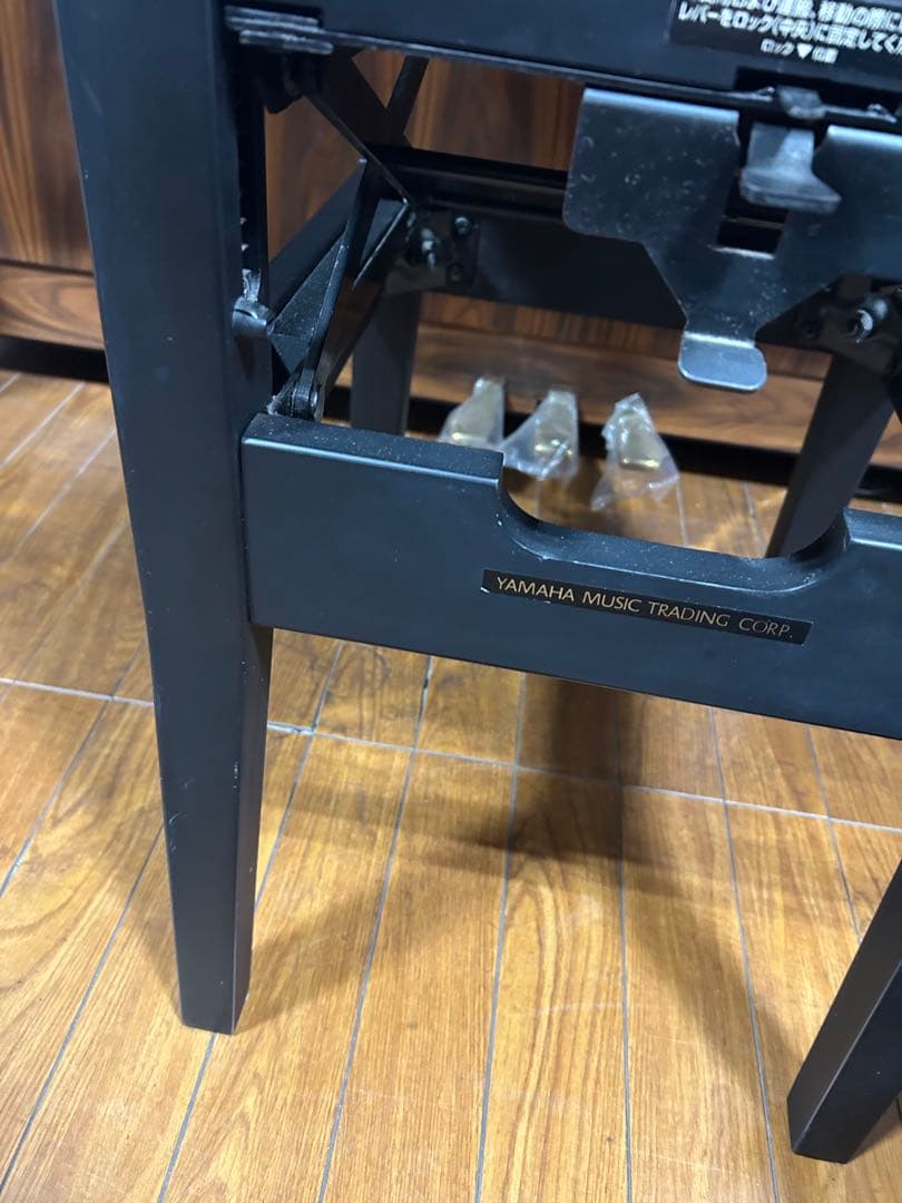 No.5A トムソン椅子 半艶塗装 ヤマハ ピアノ椅子　フェルト付き