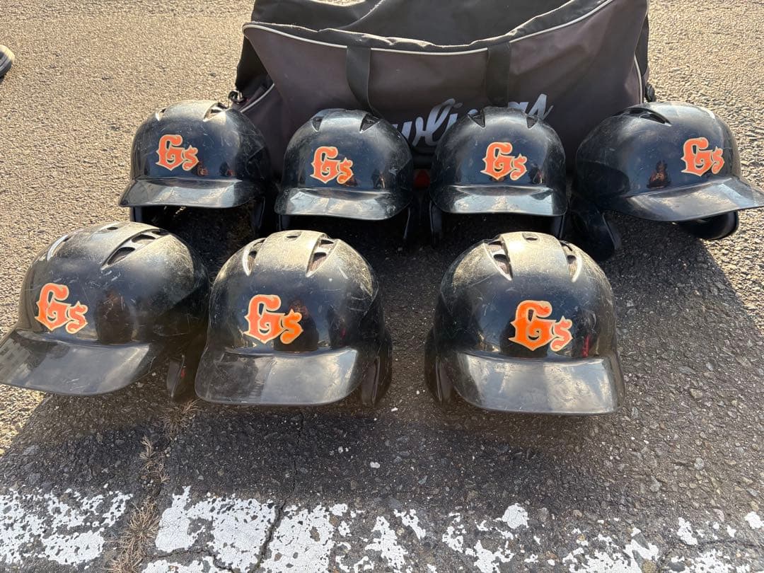 軟式野球用ヘルメット7式、ケース付き