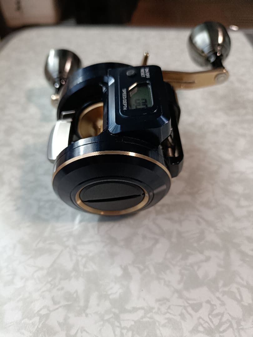 DAIWA　ダイワ　ソルティガIC100　PL-DH ゴメクサスハンドルノブ