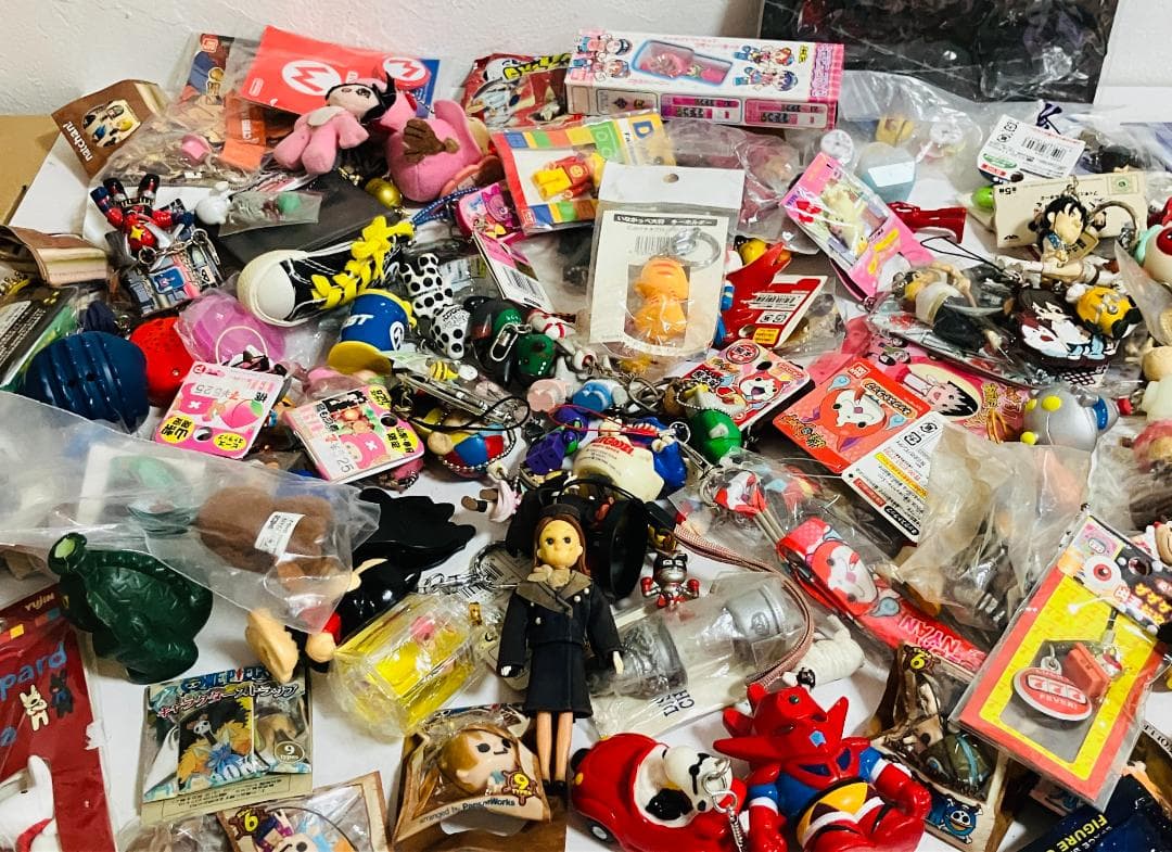 キャラクター　キーホルダ　まとめ売り