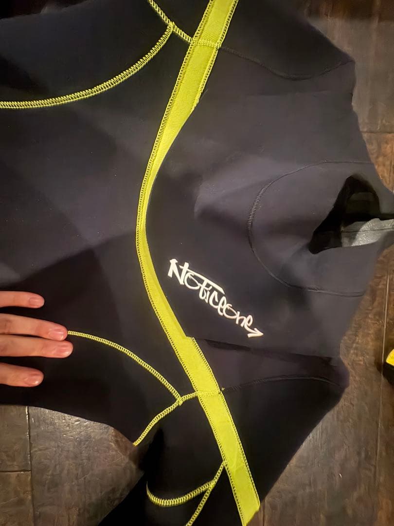 5mm NOTICEONE 冬用ウェットスーツ　ブラック