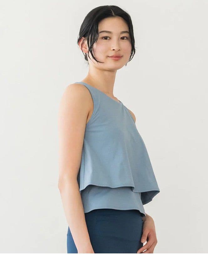 【新品】SUKALA カップ付きフレアタンクトップ スモークブルー L