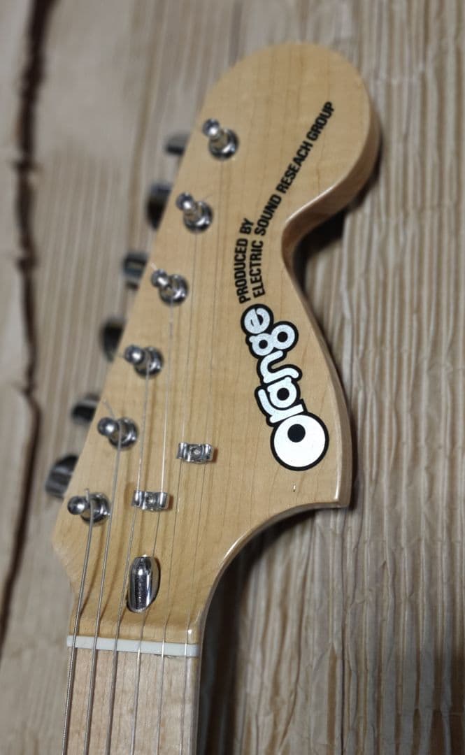 Orange ストラトキャスタータイプ　美品　（古いFERNANDES）