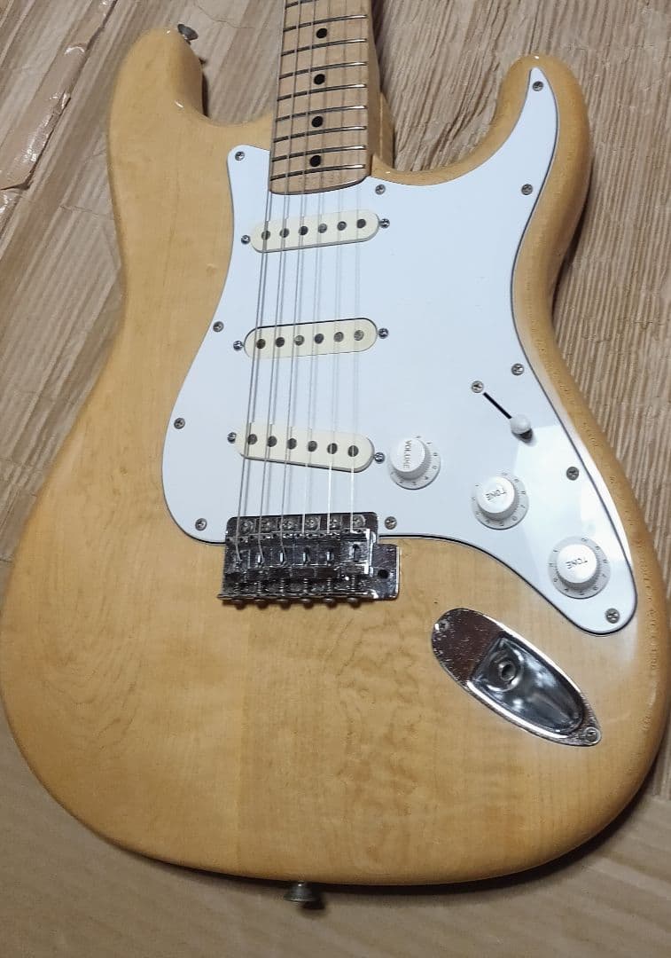 Orange ストラトキャスタータイプ　美品　（古いFERNANDES）