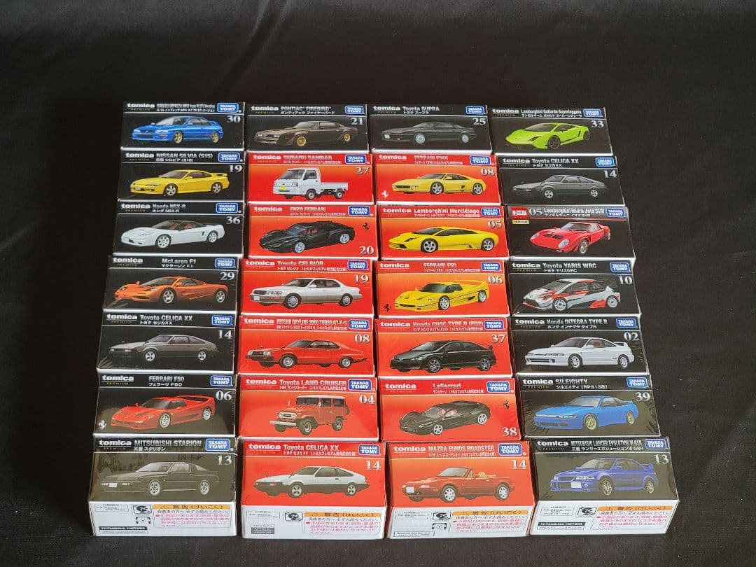 ☆新品未開封☆ トミカプレミアム ２８台セット