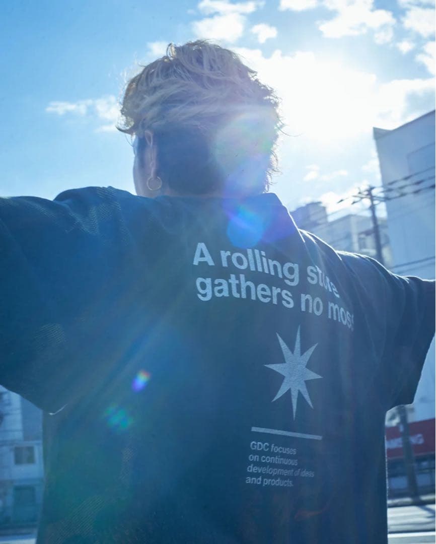 ミュージシャン XL KJ GDC Collab All-Over Pattern T