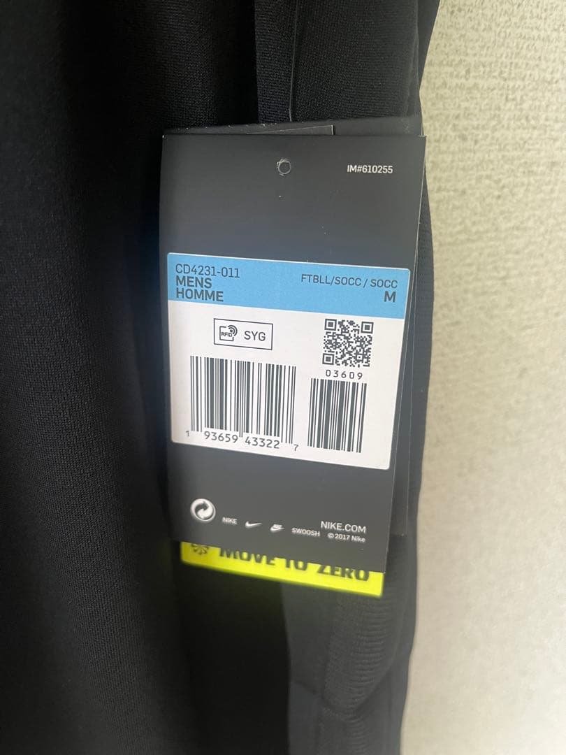 新品・未使用　メッシ10 FC Barcelona Nike Mサイズ　黒×金