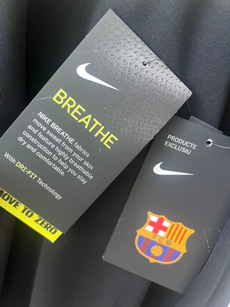 新品・未使用　メッシ10 FC Barcelona Nike Mサイズ　黒×金