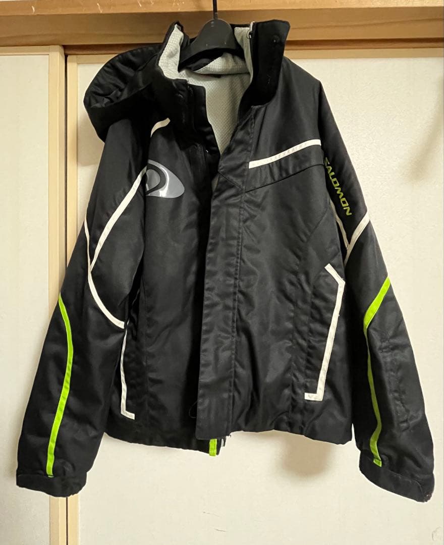 SALOMON スキーウェア 黒/緑　上下セット