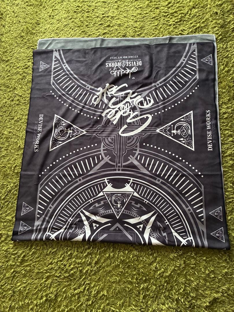 未使用品　DEVISE WORKS NEW紋章　コット用ビッグタオル