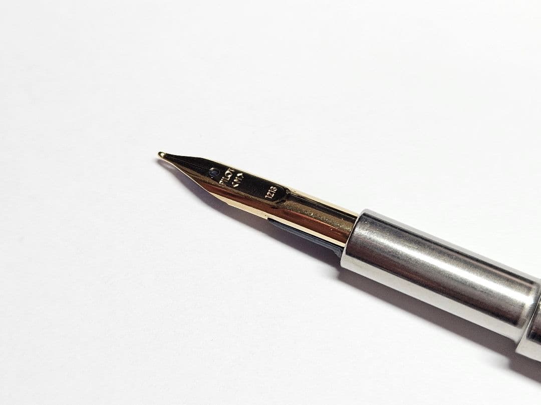 PILOT パイロット キャップレス 万年筆 FCN-1MR-BM 廃盤 廃番