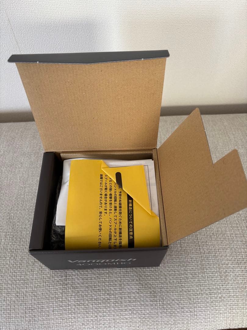 23ヴァンキッシュ4000MHG スピニングリール未使用新品