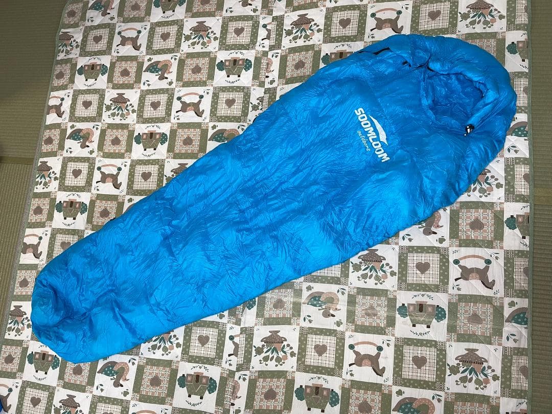 SoomLoom 寝袋 マミー型 高級ダウン 650FP
