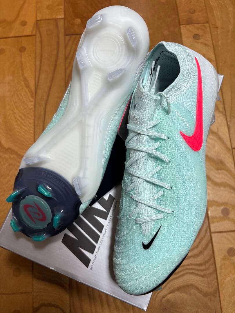 新品　廃盤品　大特価　ナイキ　ファントム GX 2 エリート FG