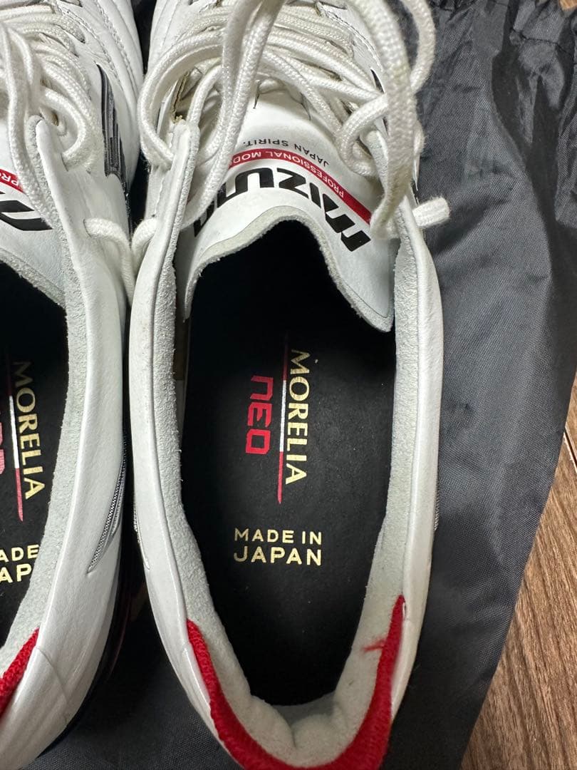 美品 28cm モレリアネオ4 JAPANMIX ホワイト サッカー スパイク