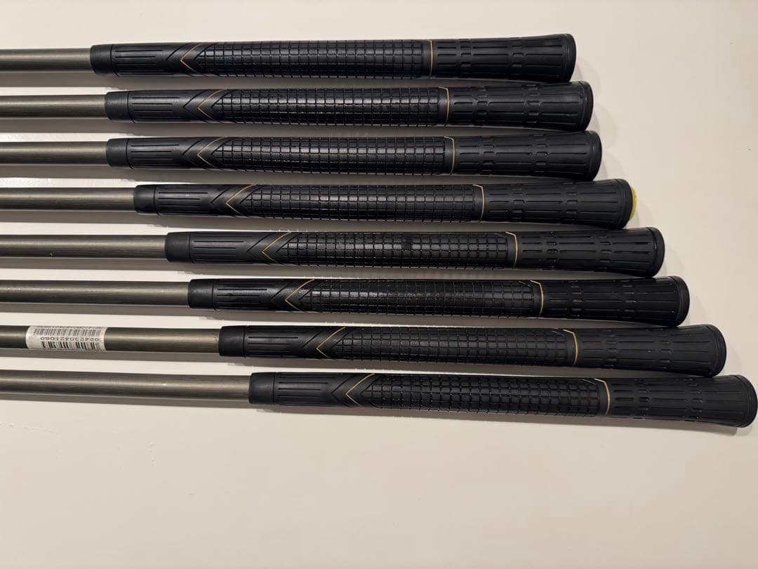 HONMA アイアン金モグラ8本　LB 606