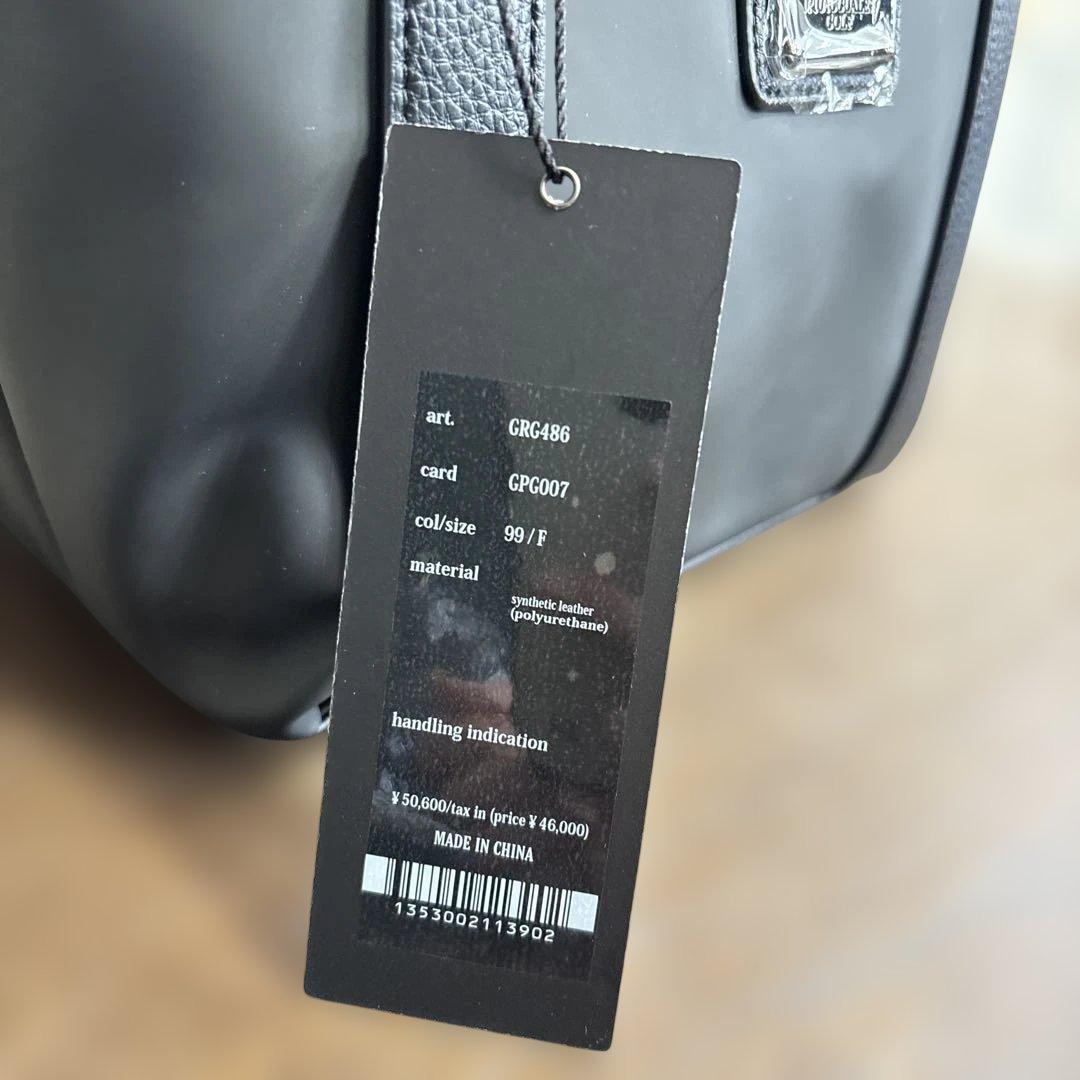 ウノピューウノウグァーレトレ　カートバッグ 訳あり　新品