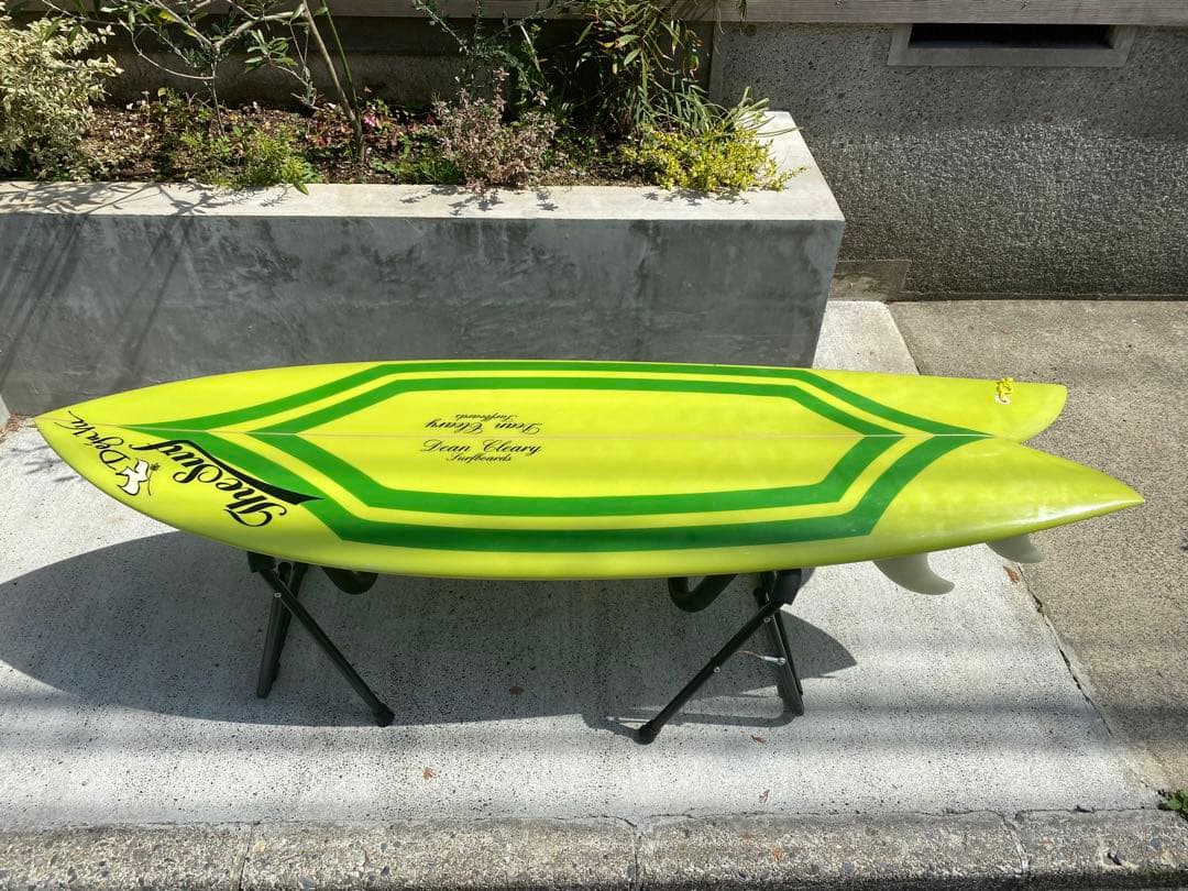 Dean Clearyレトロフィッシュ5'6 フィン、ケース付