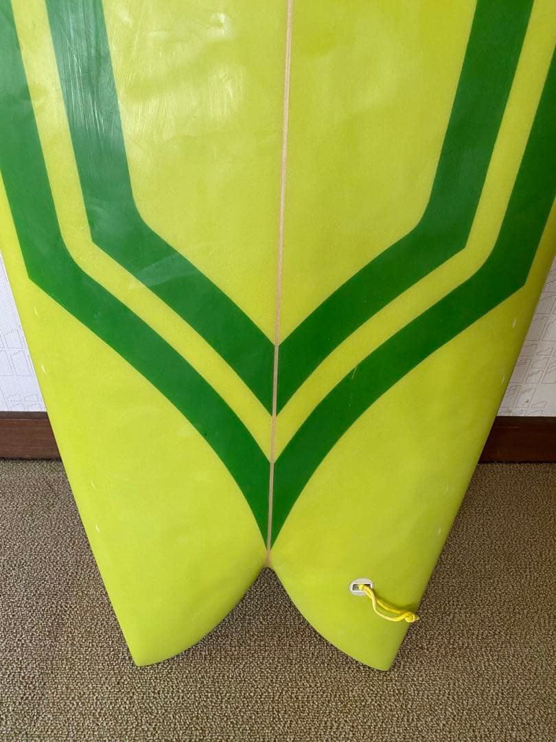 Dean Clearyレトロフィッシュ5'6 フィン、ケース付