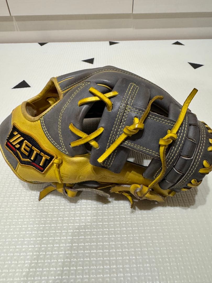 196型　ゼット　プロステイタス　軟式オーダー　グラブ