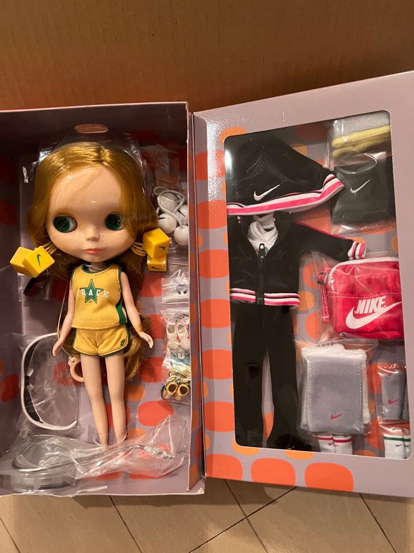 ブライス☆コートニーテズバイナイキ　NIKE　新品未使用