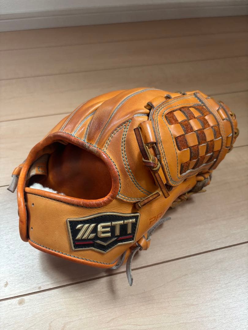 ZETT プロステイタス 一般軟式内野用グローブ